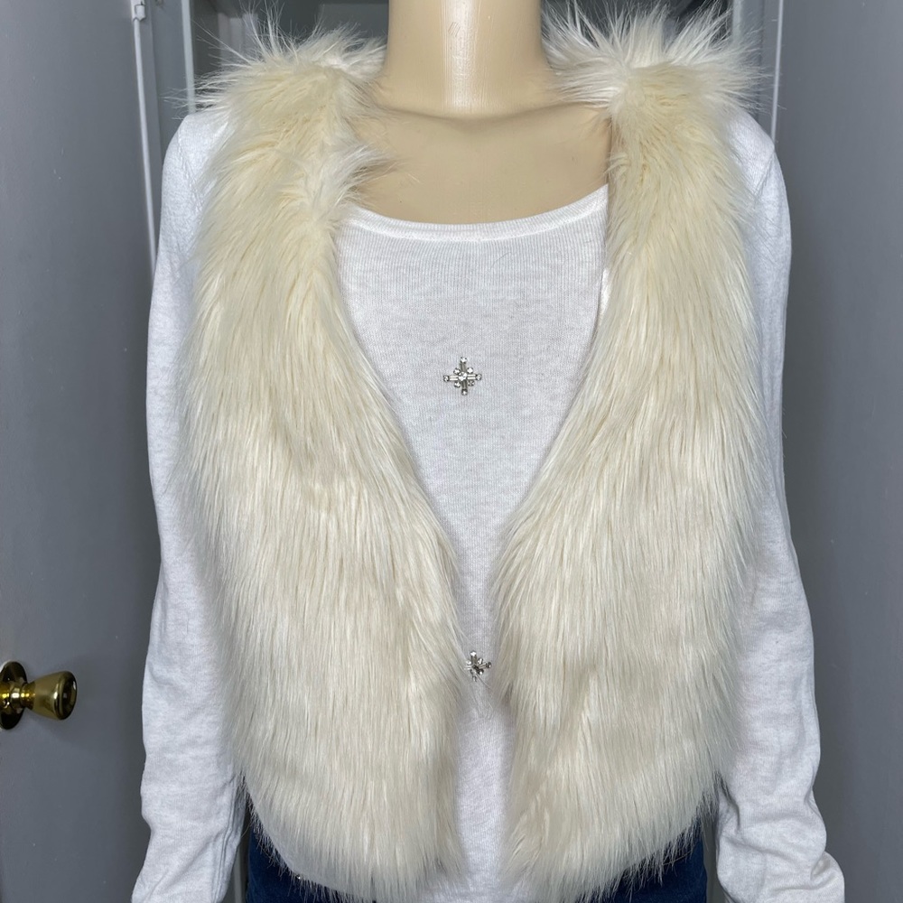 H&M Cream Faux Fur